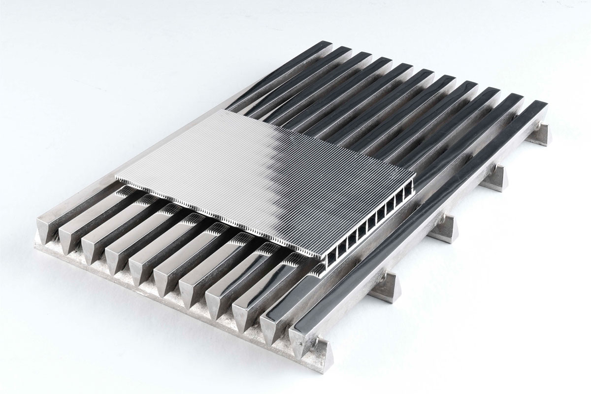 Profile wire screening surface and support rod detail